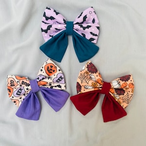 Halloween Dog Bow Tie / Sailor Bow, Three Fabrics Available, Bats, Pumpkins and Cobwebs and Halloween Candy