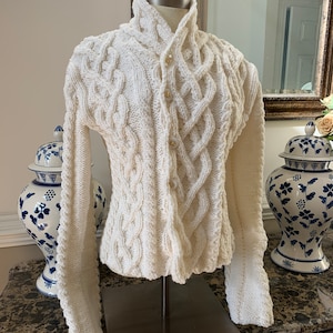 Il maglione natalizio (ispirato a Cameron Diaz nel film "L'amore non va in vacanza")