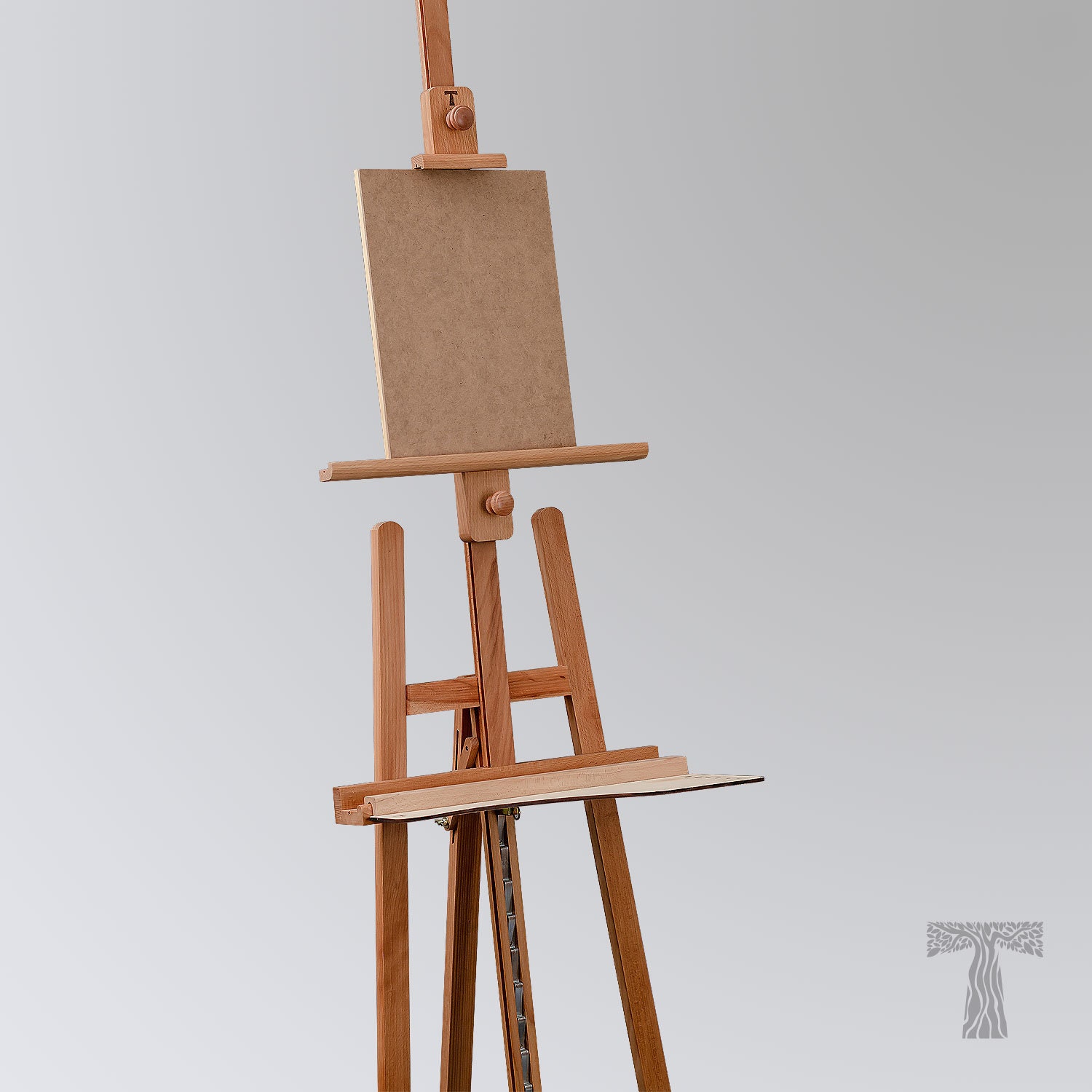 Easels-tripods сonvenient Placement of Artistic Tools During Open-air  Painting With Easels the Shelf Has 12 Openings for Placing Brushes 