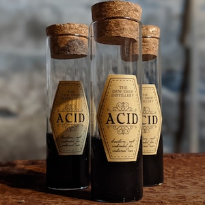 Acid (D&D Adventuring Gear)