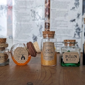 D&D Adventuring Gear Potions, Complete Set