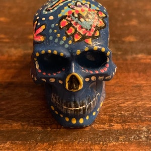 Custom painted skull 1st player token