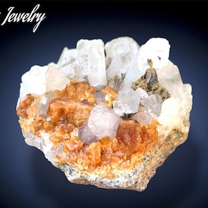 Spécimen de Scheelite - Minéral rare de couleur orange avec quartz, minéral unique à collectionner, roche naturelle pour présentation et éducation