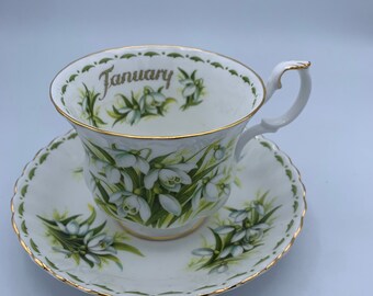 Snowdrop Flower Plate Vintage 1950/'s China Hand Painted Signed Royal Albert Dinner Lunch Serving Kitchen