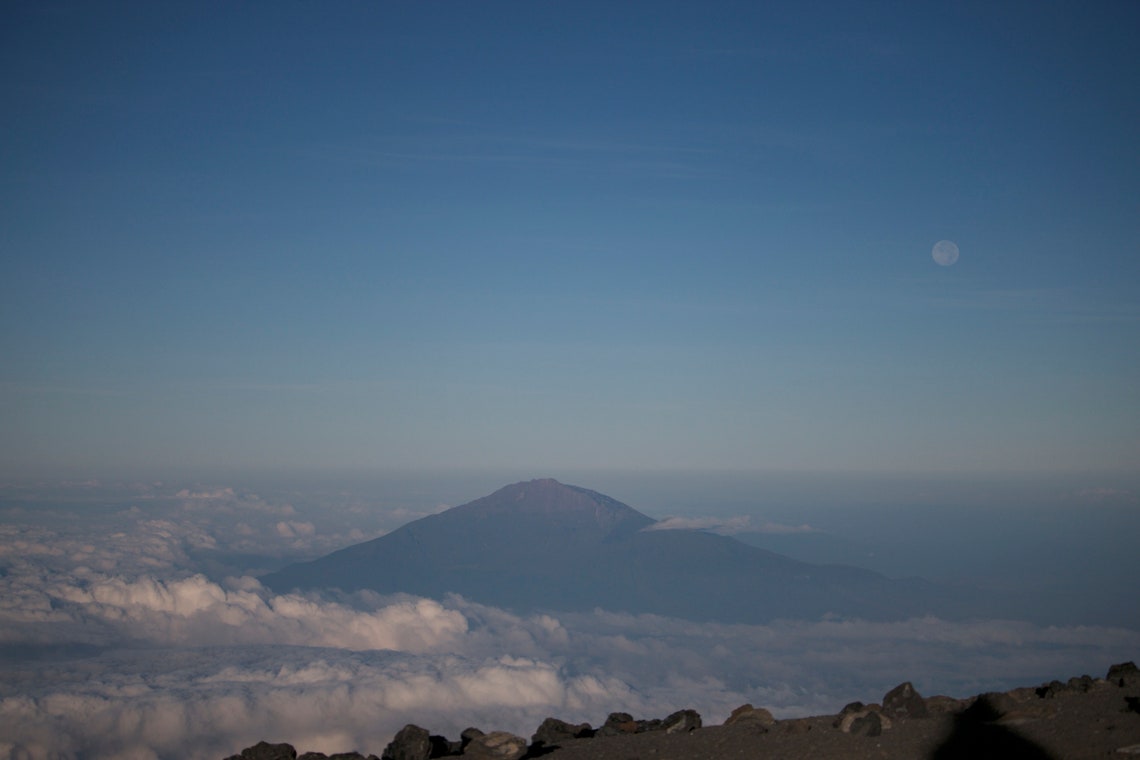 Fotos de la sombra de una montaña Día de la Madre Nubes Etsy