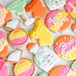 2 Dozen Bachelorette Decorated Sugar Cookies|Wedding,Ring, Shower, Bride Groom, Engagement. Customizable Colors!