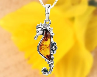 琥珀のカワセミペンダント 925 スターリングシルバー 本物のマルチ