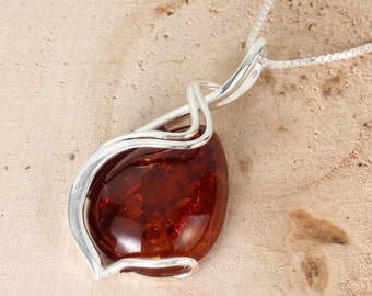Amber Swirl Overlay Pendant 925 Sterling Silver Cognac Baltic Amber