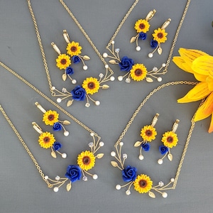 Set of 2,4,6,10 Sunflower Wedding Gifts Sunflower Bridesmaid Gifts Sunflower Bridal Gifts Maid of Honor Gifts Sunflower Blue Ukraine Jewelry