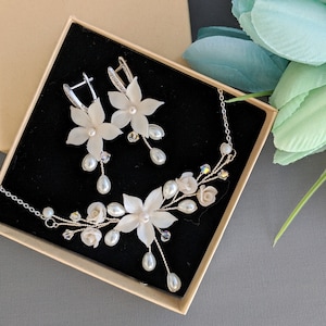 Bridal Necklace Set Bridal Jewelry set Bridal Earrings Necklace bracelet Wedding Jewelry Set Floral Wedding Necklace White Ivory Necklace image 6