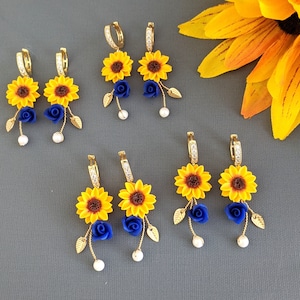 Fall Wedding Accessories - Sunflower Bridal Gifts for Bridesmaids