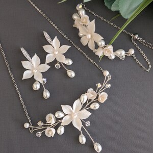 Bridal Necklace Set Bridal Jewelry set Bridal Earrings Necklace bracelet Wedding Jewelry Set Floral Wedding Necklace White Ivory Necklace Whole Set (10% Off)