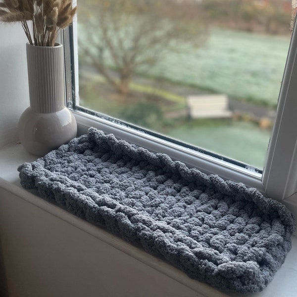 Cat window bed / Cat window sill bed / cat mat / dog mat / vegan cat bed / vegan dog bed / cat bed / dog bed / cat gift/ Chunky knit cat bed