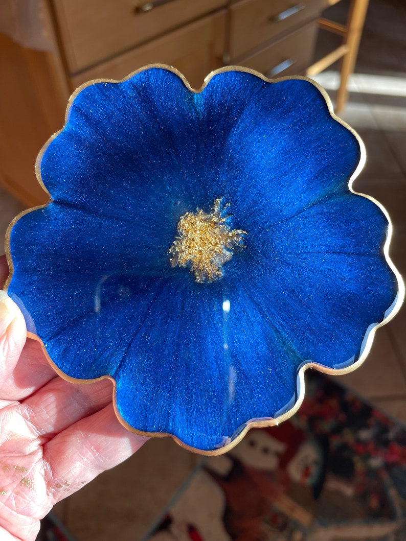 Handmade Resin Floral Coasters 4 in a Cobalt and Navy Blue Accented with Gold Leaf Flakes and Edged in a Gold Leafing image 10