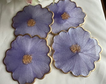 Elegant Set of Geode Resin Flowers in Variegated Shades of Lilac Accented with Gold Leaf Flakes Edged in Gold Leafing