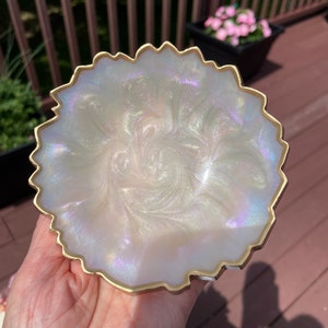 Iridescent Resin Ring Dish: Pastel Geode with Gold Leaf Edge