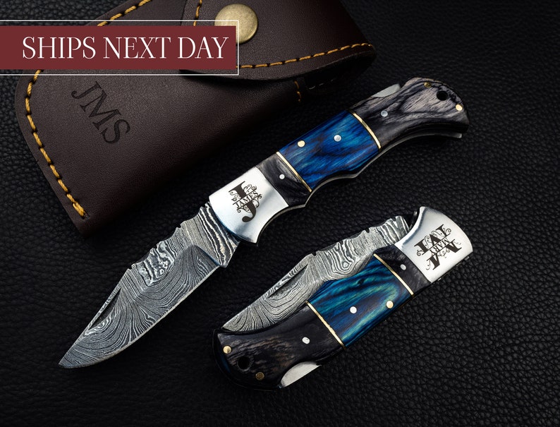 Damascus Pocket Knife - Folding Knife with Steel Bolsters, Monogram Engraving - Blue/Gray wooden handle.
Groomsmen Gift - Custom Personalized Knife Authentic Damascus Steel Wavy Pattern Unique each knife