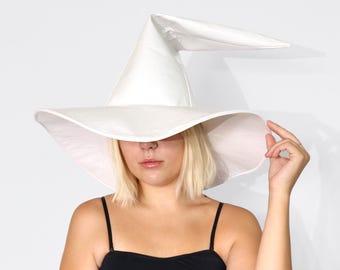 Witch hat for Halloween party (Choose color)