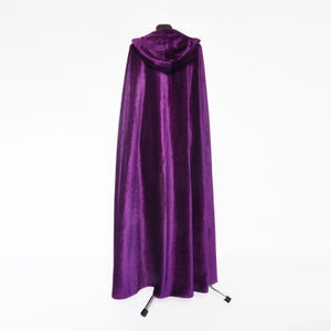 Black cloak with hood, Halloween costume image 10