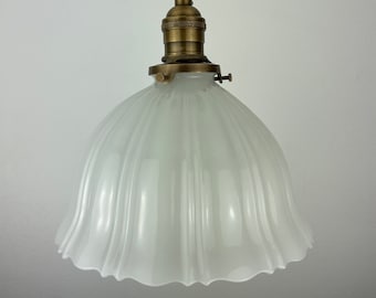 アンティーク オフホワイト 半透明 ジェファーソン 1919 ミルクガラス