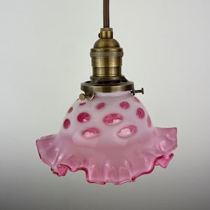1940's Fenton Coindot 6 1/2" Pink & White ruffled Shade