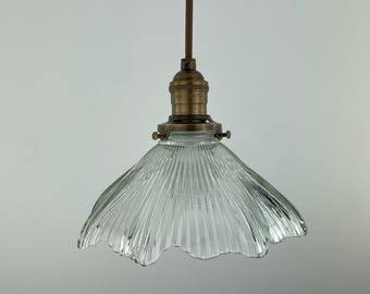 ヴィンテージの溝付きホロフェーンスタイルの透明ガラス9 1/4インチ