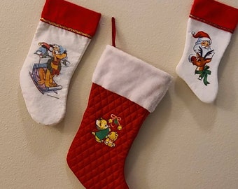 Bas de Noël vintage des années 1980-chaton, père Noël, Pluton-vintage Noël-décor de Noël-vintage Disney-rétro Noël-brodé-Rudolph