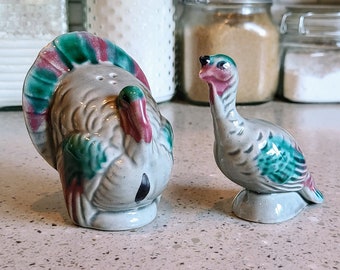 1940's Turkey Salt & Pepper Shakers-Vintage Thanksgiving-Thanksgiving Decor-Thanksgiving Table-Turkey Decor-Vintage Shakers