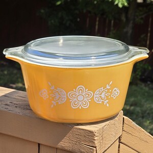 1970&#39;s Pyrex Butterfly Gold #473 Casserole Dish-1 Quart-Vintage Kitchen-Kitchen Storage-Mid Century Modern-Housewarming-Vintage Glass