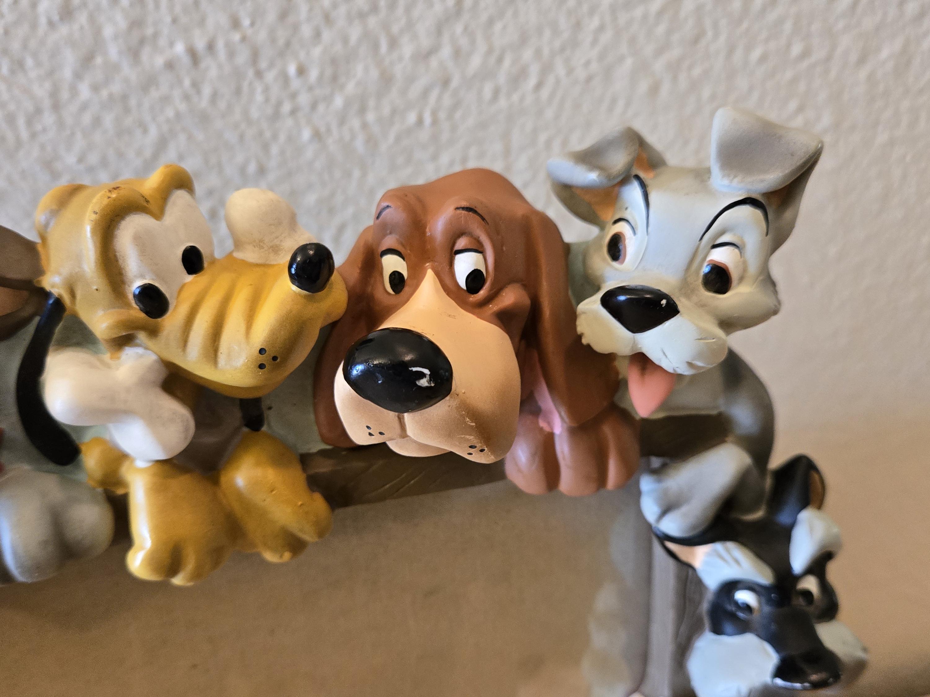 RARE Vintage Disney Dogs 3D Picture Frame-5x7-vintage Disney