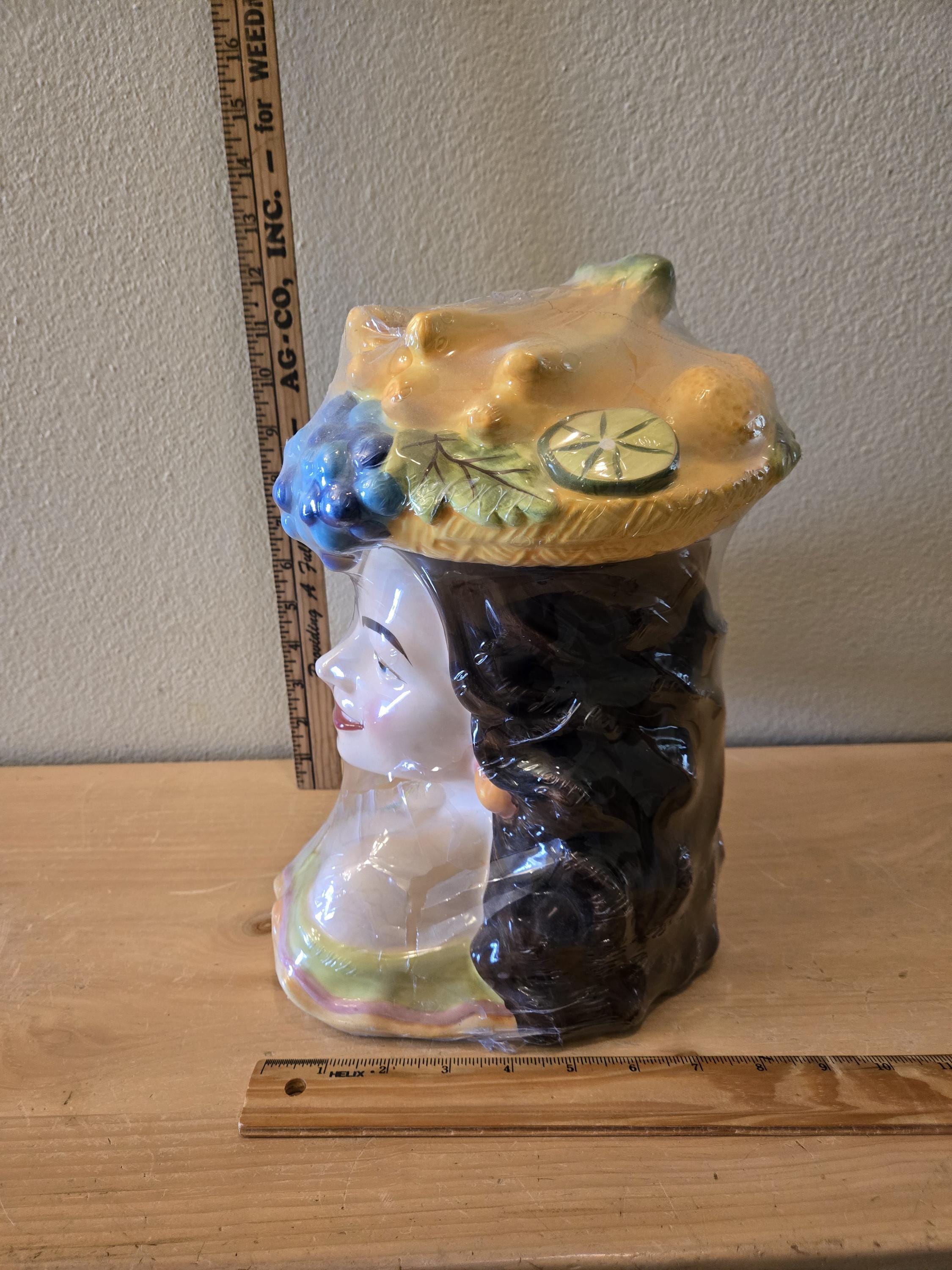 Vintage 2005 Carmen Miranda Cookie Jar-chiquita Banana-tropical