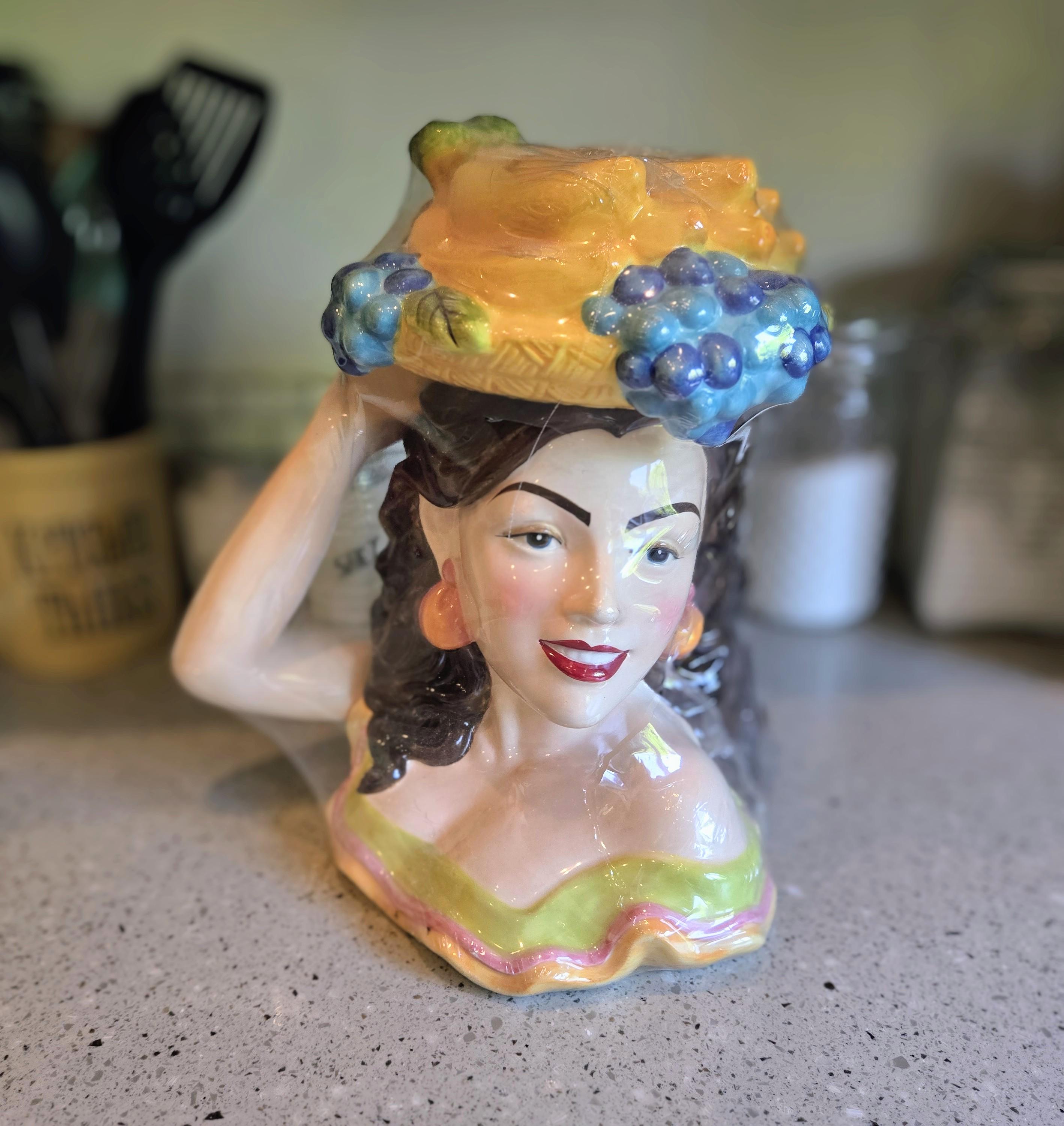 Vintage 2005 Carmen Miranda Cookie Jar-chiquita Banana-tropical