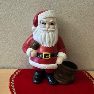 1976 Atlantic Mold Ceramic Santa-Vintage Christmas-Christmas Decor-Kitschy Christmas-Retro Christmas-Handpainted-Vintage Santa