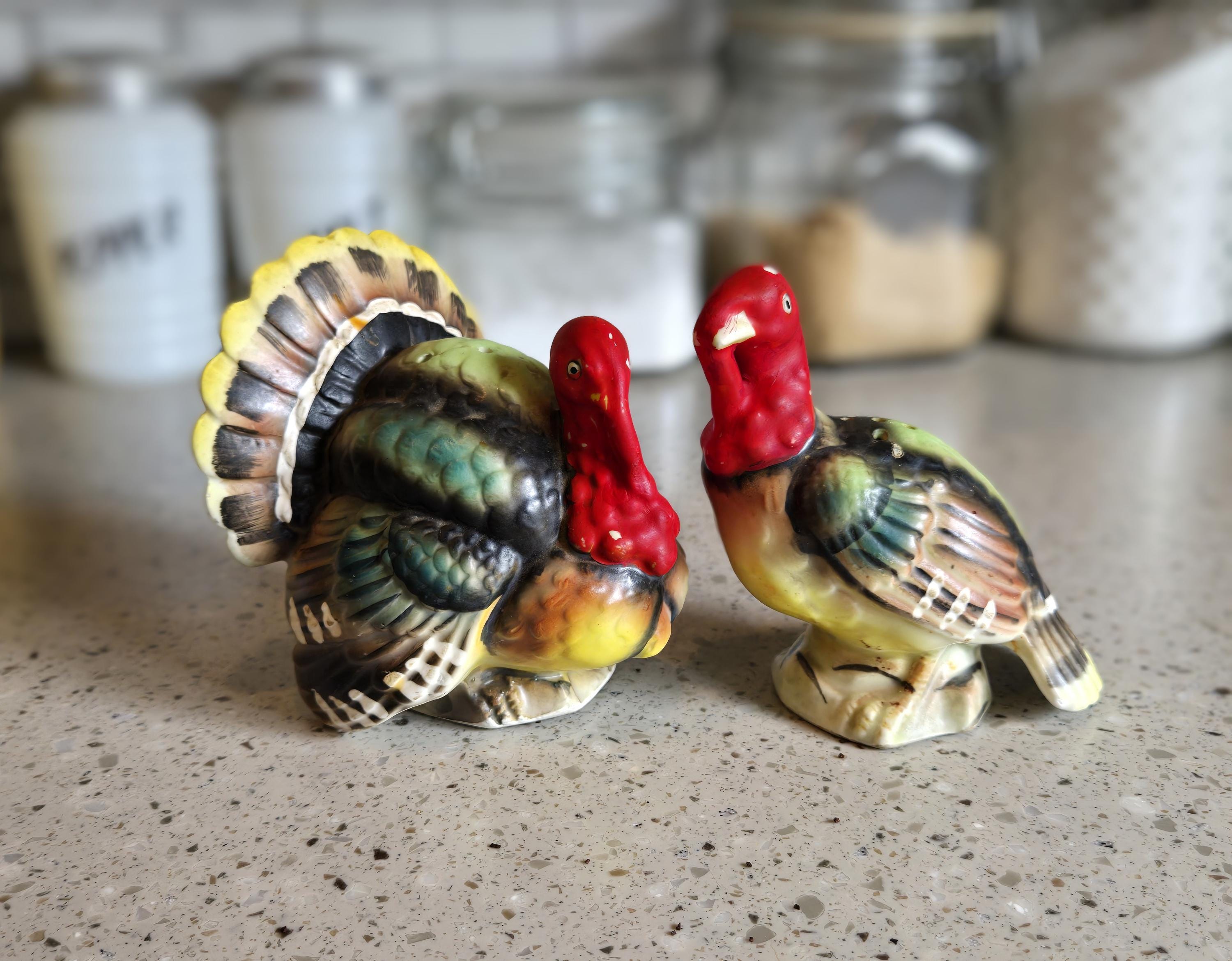 1950's Turkey Salt & Pepper Shakers by Norcrest-Vintage Thanksgiving-Thanksgiving Decor-Thanksgiving Table-Turkey Decor-Vintage Shakers