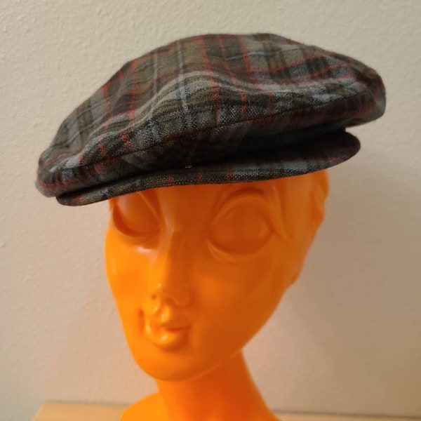 1940's Pendleton Woolen Mills Gray/Black/Red Plaid Wool Newsboy Cap-Beret-Vintage Wool-Cabbie-Pub cap-Driving Cap-Unisex-Vintage Hat