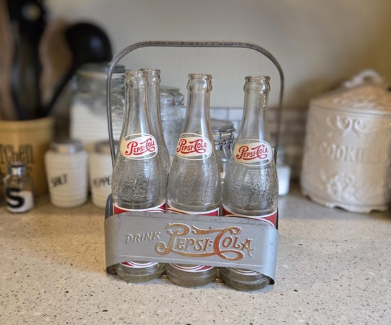 1940's Metal Pepsi Cola Bottle Carrier + 4 Vintage Bottles-movie