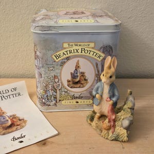 Vintage Beatrix Potter Peter Rabbit Figurine & Box-Border Fine Arts-F Warne-Nursery-Baby Gift-Baby Shower-Bunny-Easter-Farmhouse-Garden