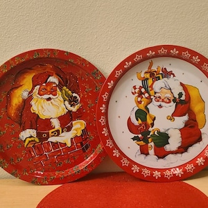 1980&#39;s Vintage Christmas Santa Tin Trays-Vintage Christmas-Christmas Dish-Christmas Serving Tray-Christmas Plate-Serving Dish-Kitsch