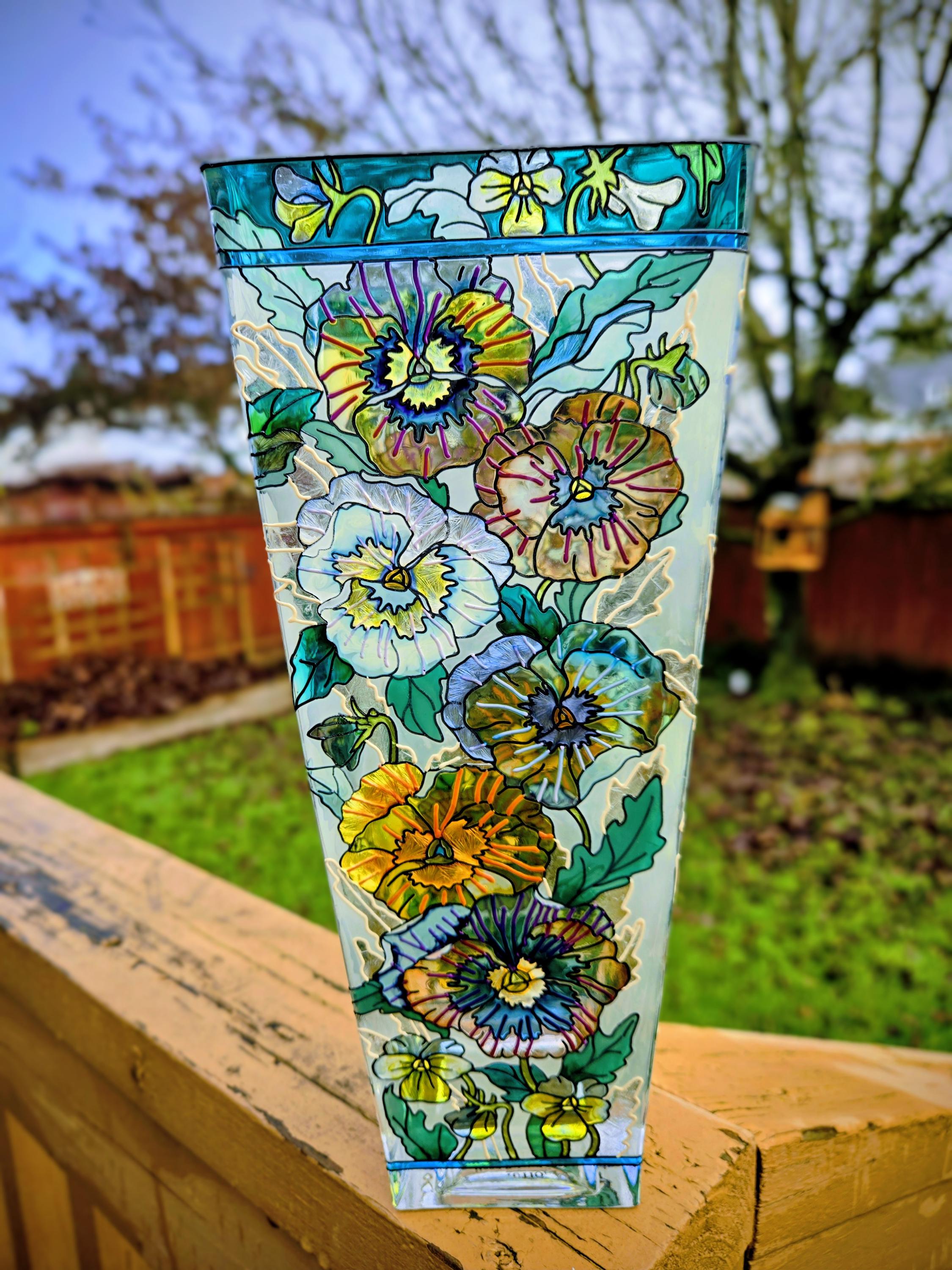 廃盤Amia製 手描き花柄ガラス花瓶 ステンドグラス風 明るいインテリアに Vintage AMIA Stained Glass Pansy Vase-hand-painted-floral-flower