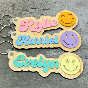 Etiquettes personnalisées pour sac à dos pour enfants - Smiley - étiquette de bagage, smiley rétro, étiquette de sac à dos visage heureux, cadeau de rentrée des classes, étiquette de sac à langer