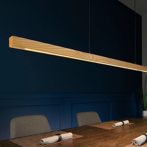 Fyra Alpine Linear Suspension Kroonluchter | Keukeneiland | Eettafel | Pooltafel | Scandinavisch | Halverwege de eeuw modern | Minimalistisch