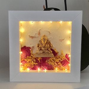 Ganesh Light up Box Frame with Flower Petals. Gift for Raksha Bandhan, Diwali or for your Home