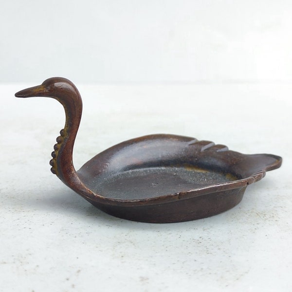 Antique Bronze Swan pen wash Statue,  Incense Burner, tea pet, antique collection, home decoration