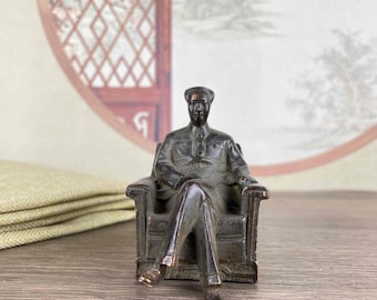 1980s Bronze Zedong Mao Statue, tea pet statue, Home Decor