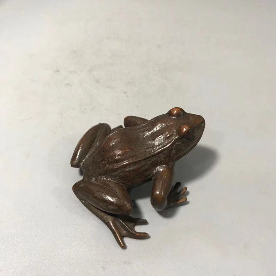 2.4 Inch Antique Brass Frog Statue, Solid Brass Carved Statue, Tea Pet