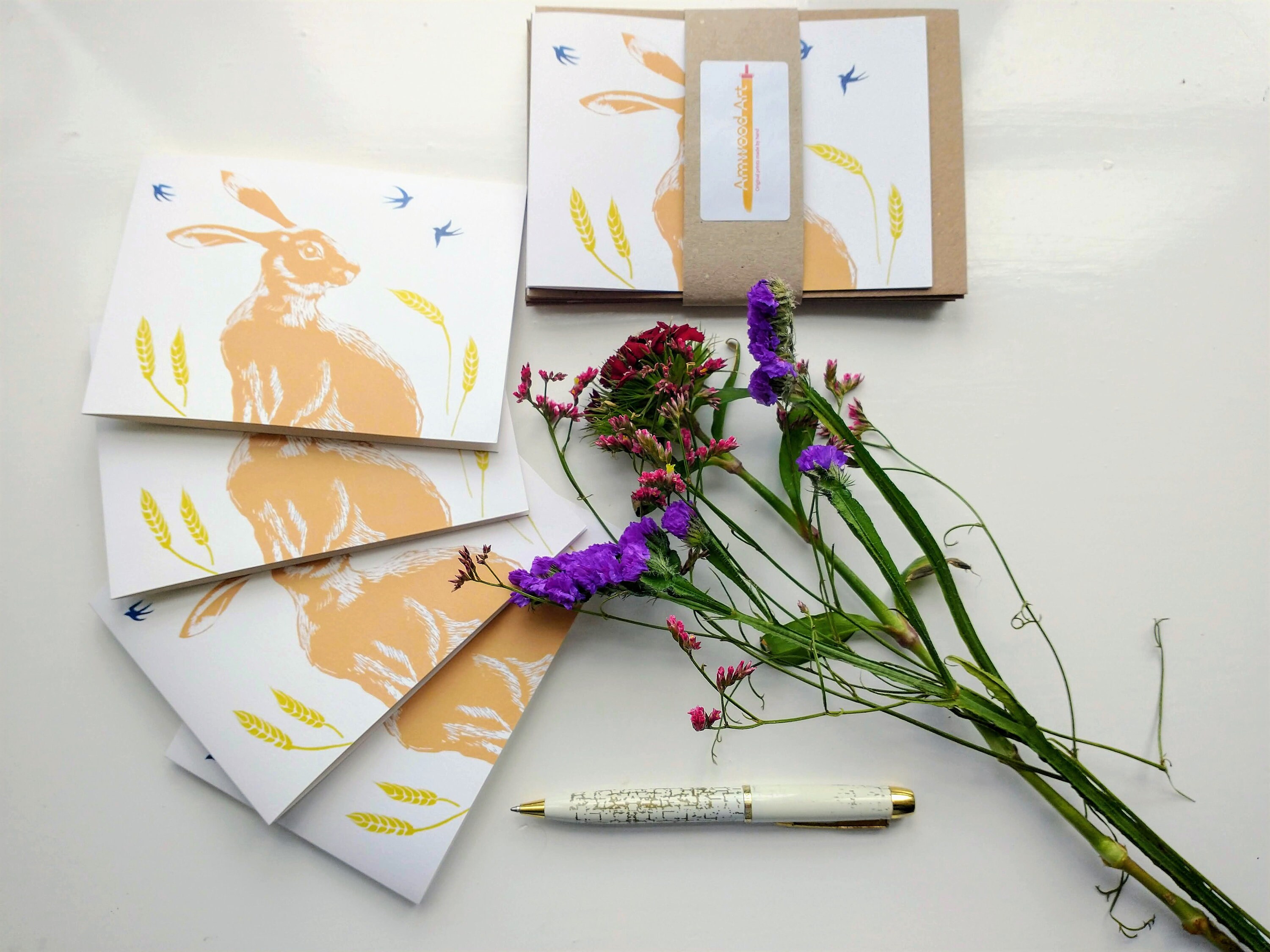 HARE RUNNING Note Cards With Envelopes 