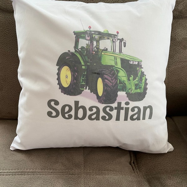 Kissen mit Trecker und Name. Personalisierbares Kissen mit Traktor.