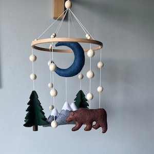 Forest baby mobile, mountains and trees crib mobile, green floral baby mobile, hanging mobile, woodland crib mobile, bear nursery mobile
