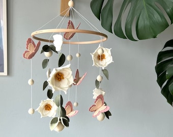 Flowers baby mobile, Butterfly crib mobile, green floral baby mobile, hanging felt mobile, cot mobile for baby girl, flowers nursery decor