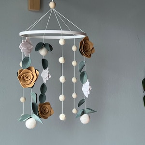 Flowers baby mobile, leaf crib mobile, green floral baby mobile, hanging felt mobile, cot mobile for baby girl, flowers nursery decor